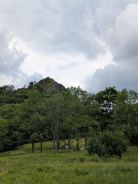 Hrad Tolštejn a rozhledna Jedlová
