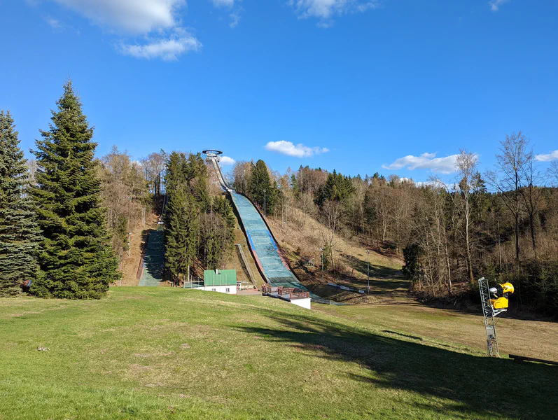 Skokanské můstky v Lomnici — fotka 2
