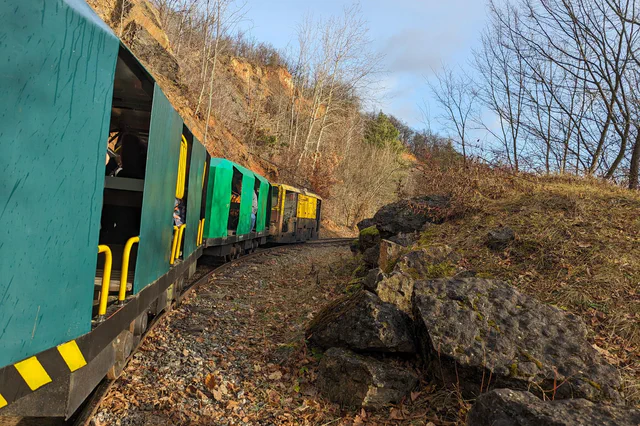 Solvayovy lomy a Svatý Jan pod Skalou