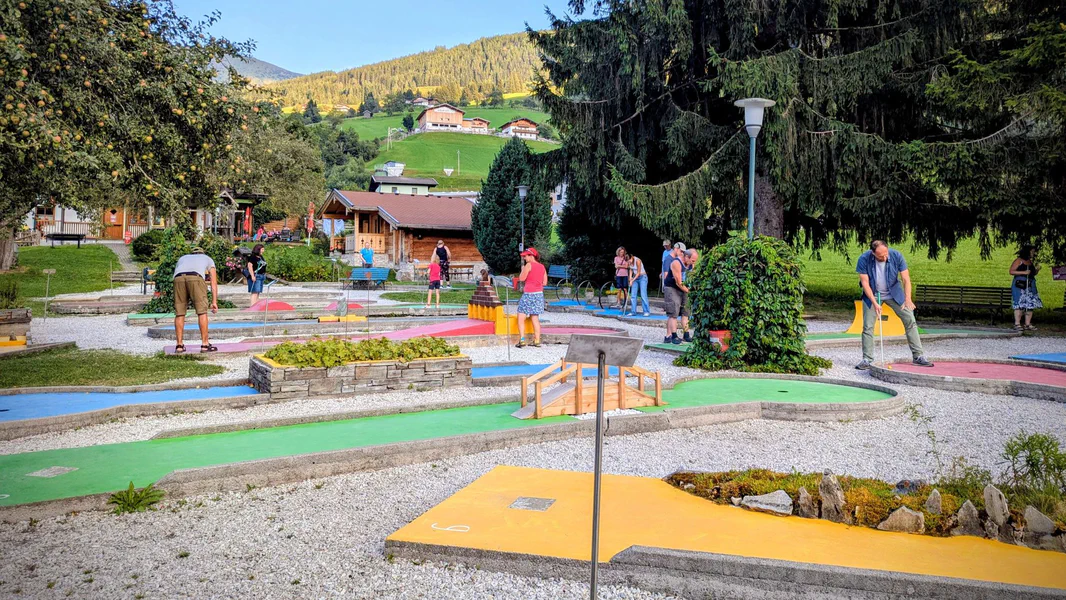 Rauris minigolf — fotka 1