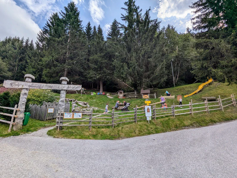 Spielplatz Hainzenberg — fotka 1